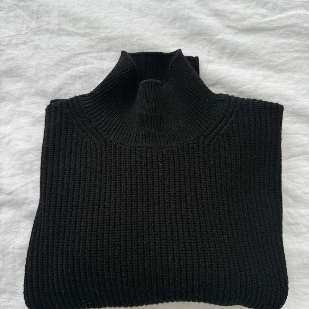 J. Crew Black Ribbed Knit Top - Picture 1 of 5